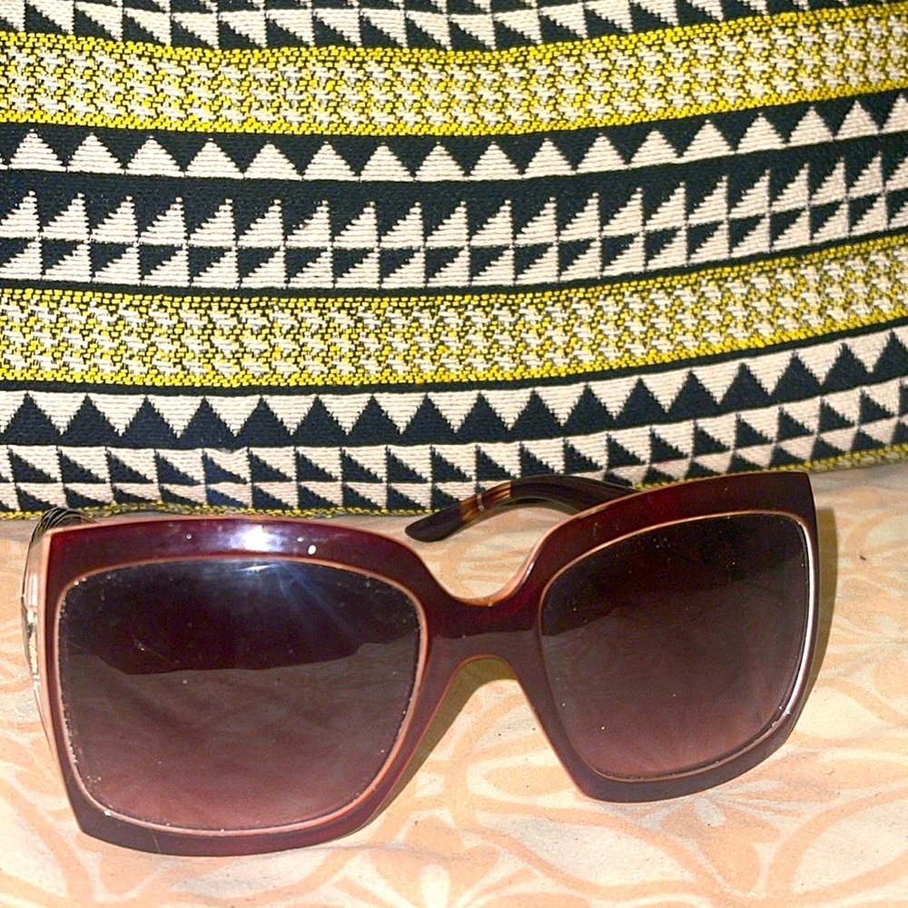 Sunglasses 🕶️